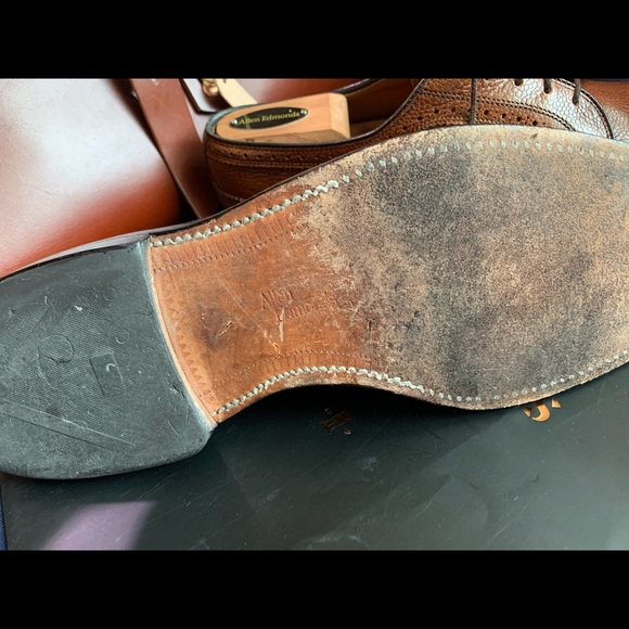Allen Edmonds MacNeil Wingtip 11B - Picture 5 of 5